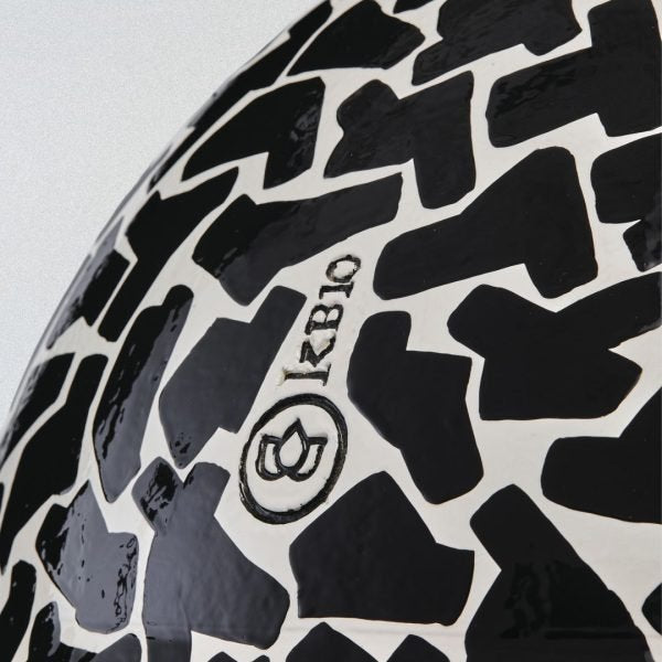 Kamado B10 Art MoMA White