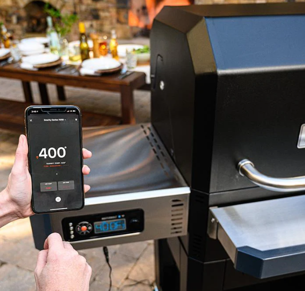 Barbacoa de carbón digital + ahumador Gravity Series 1050