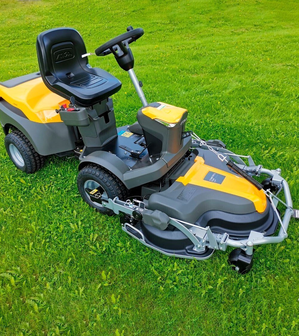 Rider Cortacésped de corte frontal 4×4 Stiga Park 500 WX Special + Combi 125 Q Plus 530cc 125cm